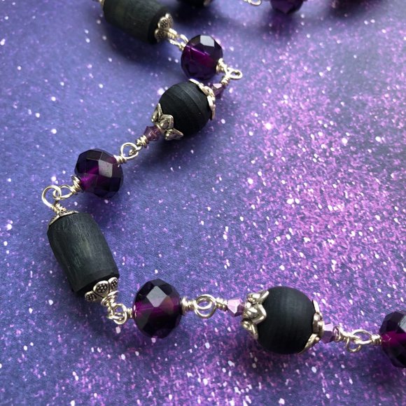 35  3/4" black  Tulasi with purple crystal glass beads - Picture 7 of 7